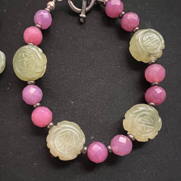 Etched Jadeite Faceted Amethyst Beaded Bracelet & Earrings. - Picture 3 of 5